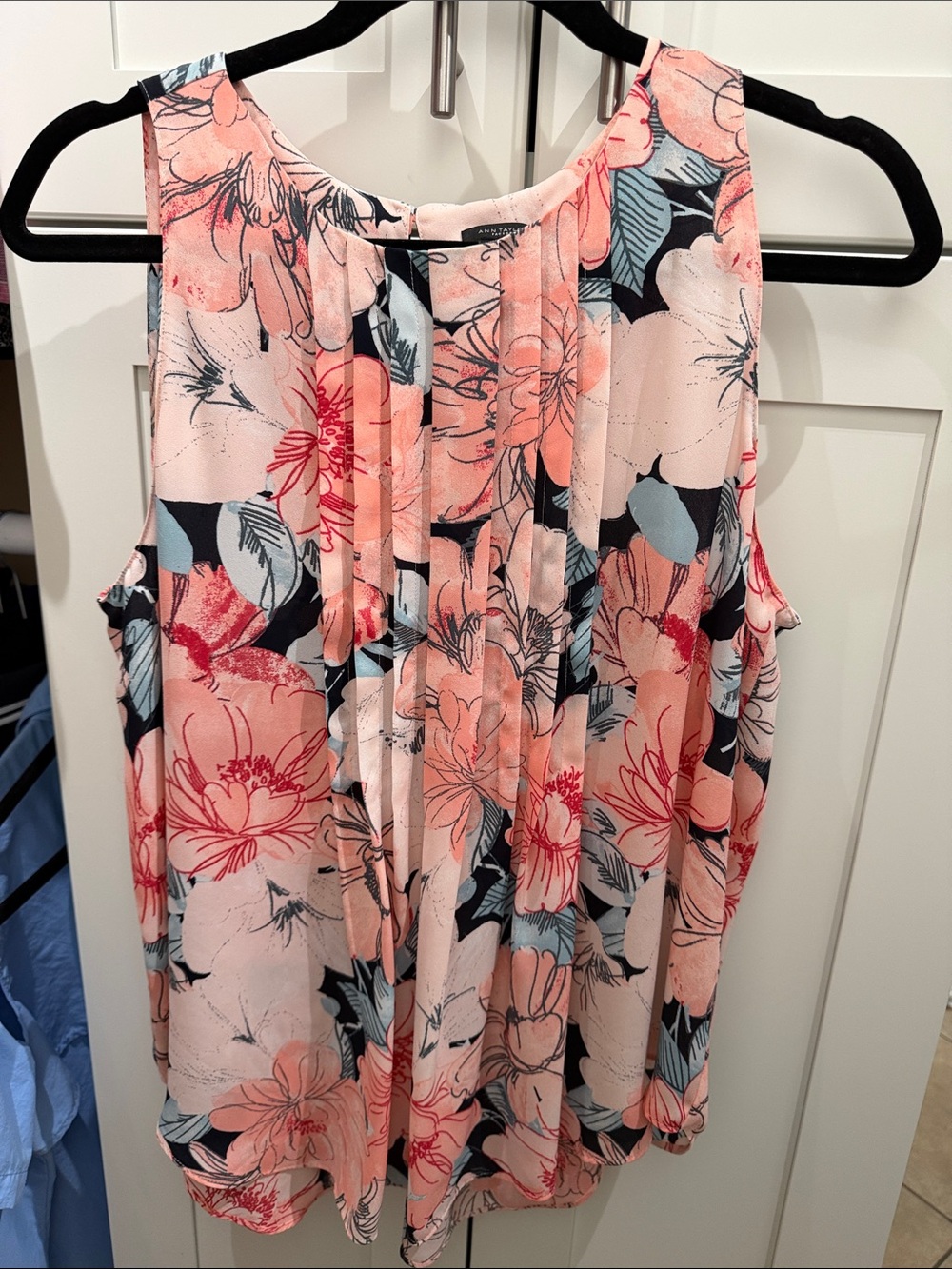 Ann Taylor Factory Floral Pleated Sleeveless Blouse - Peach Pink